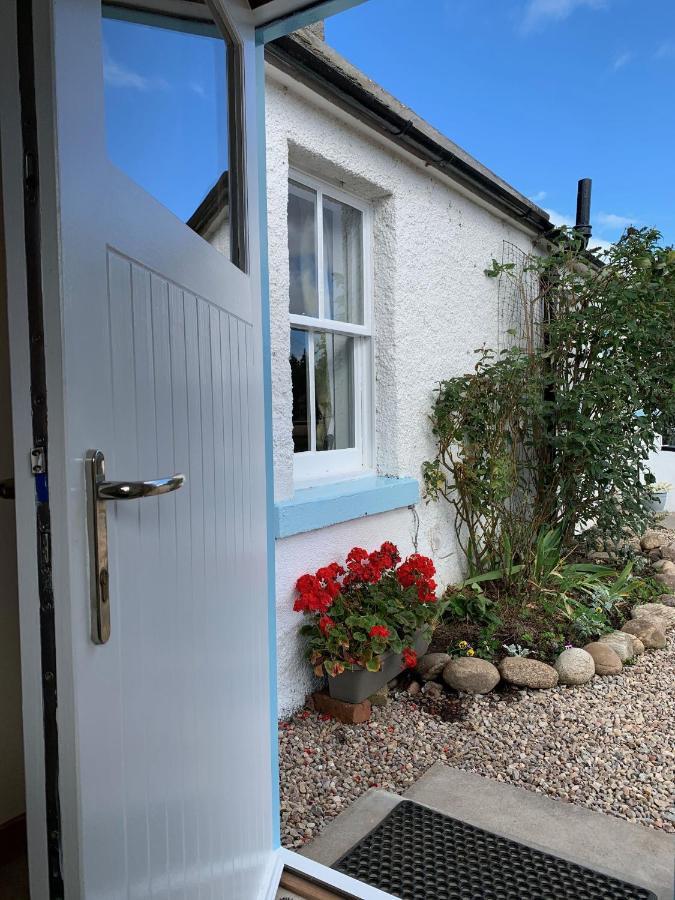 Ploughmans Cottage Форрес Екстер'єр фото