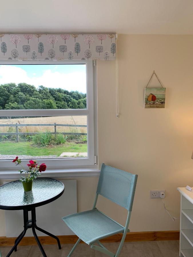 Ploughmans Cottage Форрес Екстер'єр фото